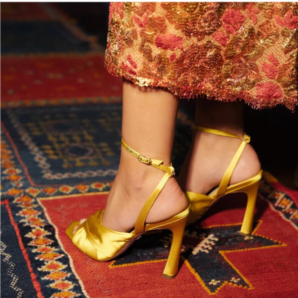 Sam Edelman Lavendar Strappy Heel